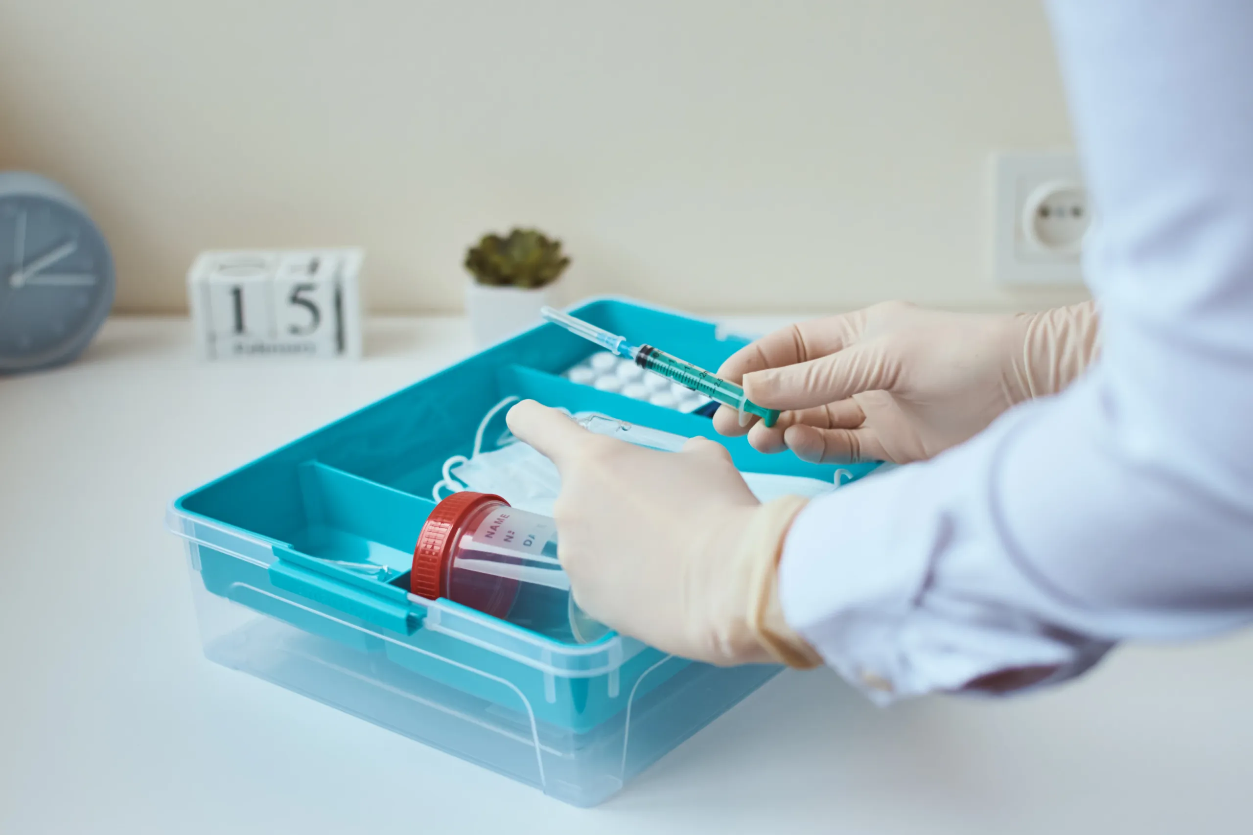 préparation injection infirmière